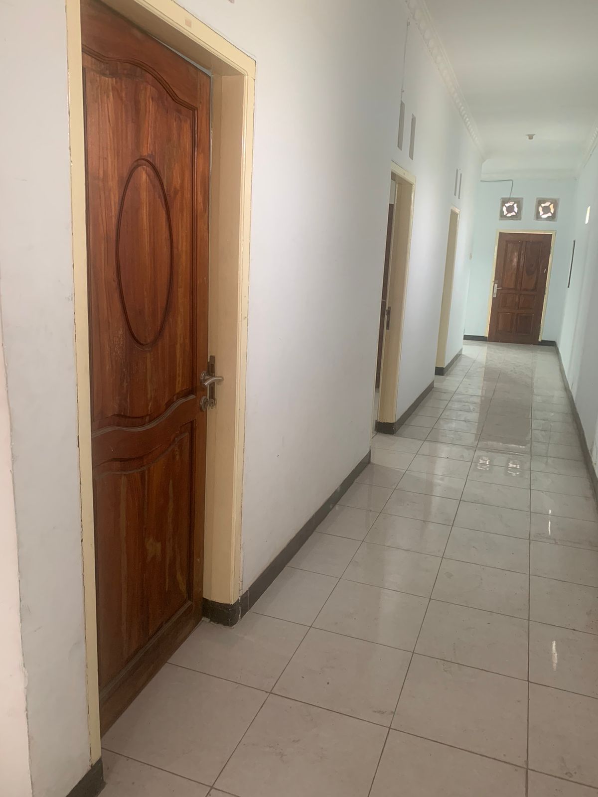 Disewakan Rumah 2 Lantai di Jl. Petemon Barat, Surabaya