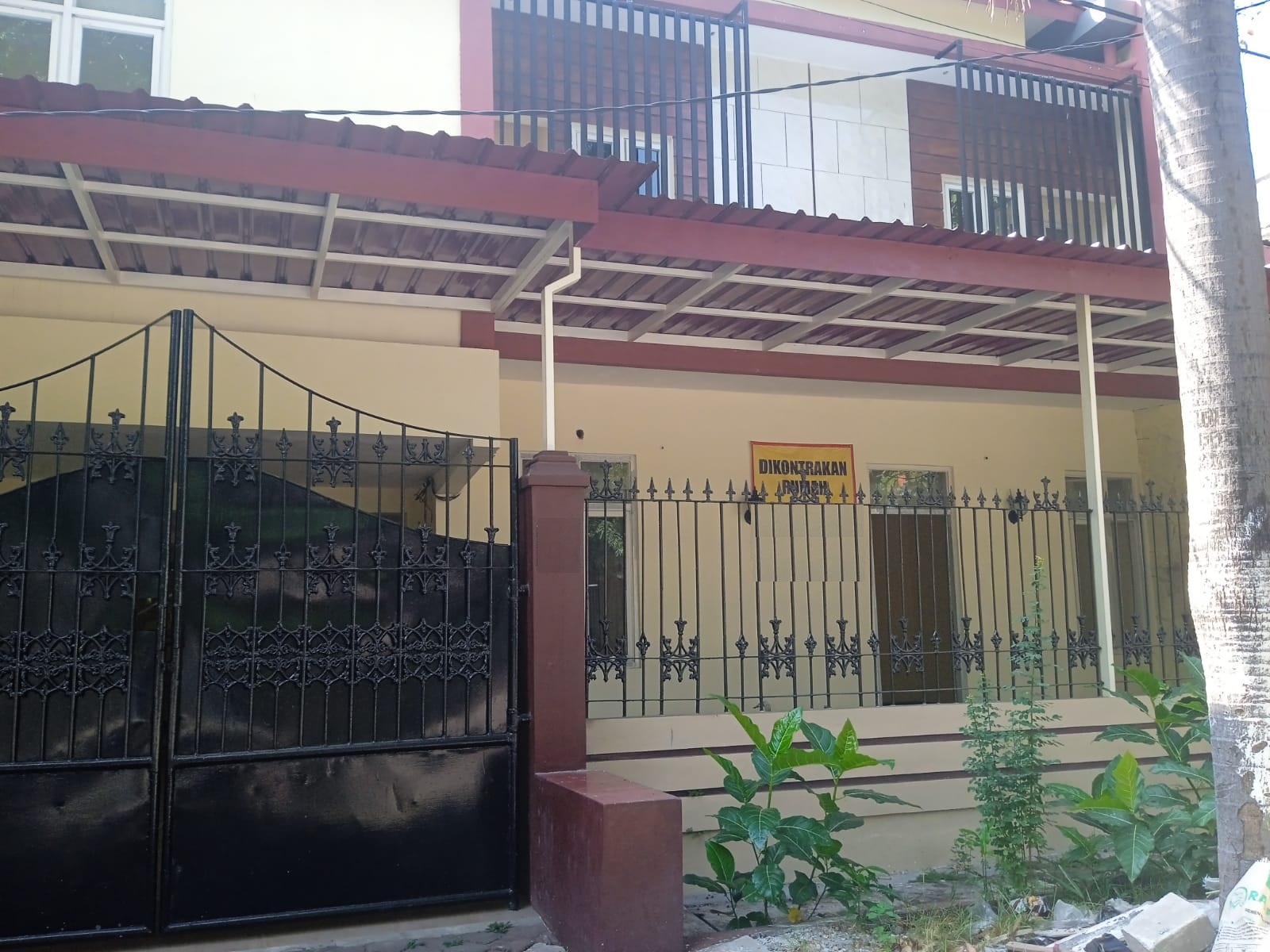 rumah disewakan kendangsari surabaya