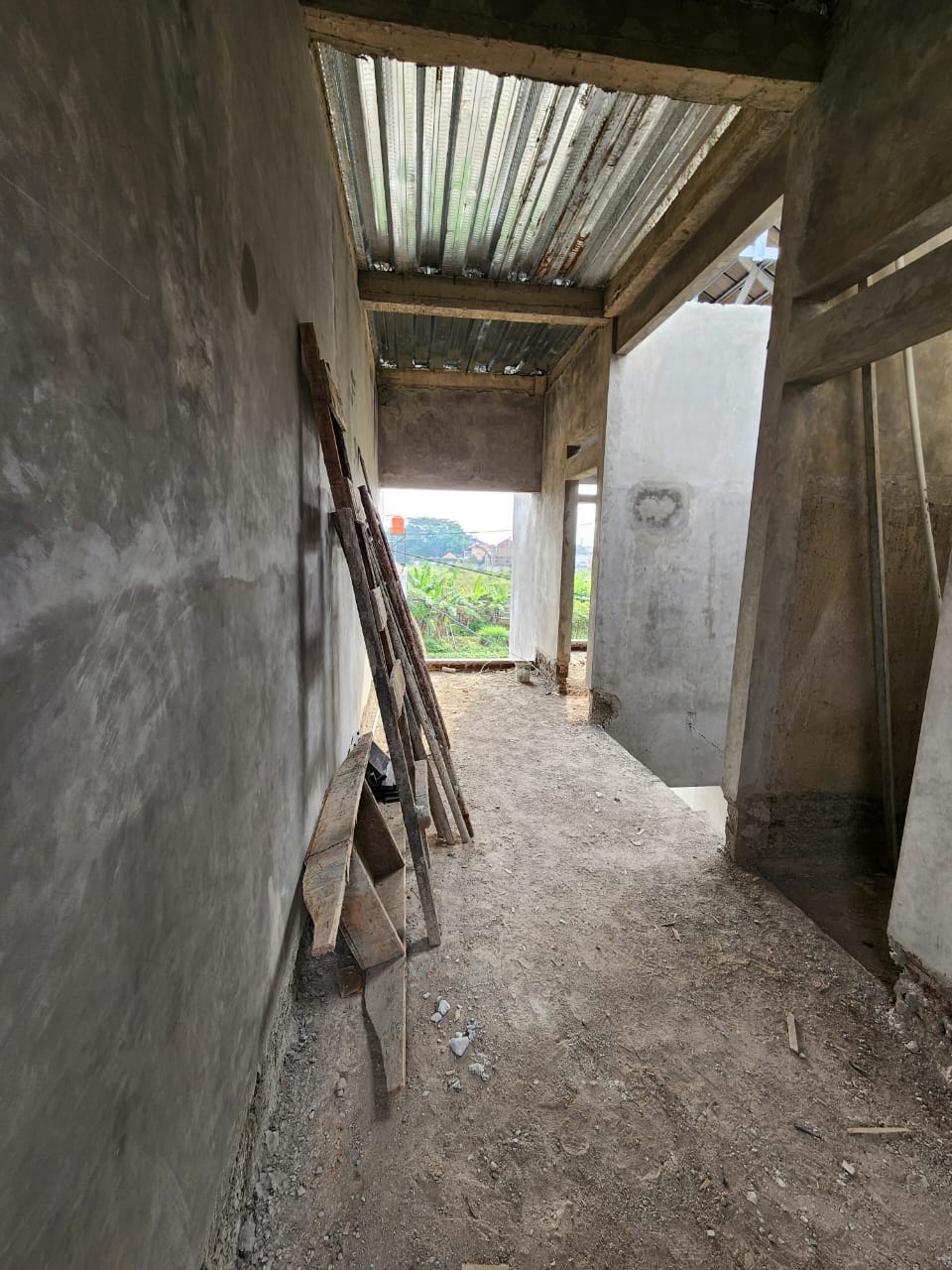 JUAL RUMAH LANTAI 2 CISARANTEN KOTA BANDUNG