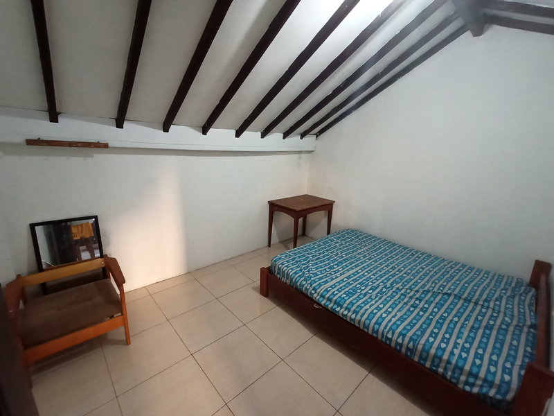 Hidup Nyaman di Bandung: Rumah SHM dengan Teras Gazebo