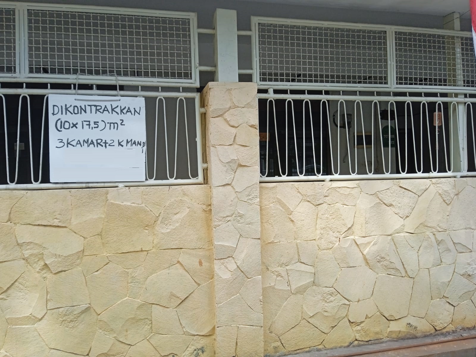 rumah disewakan tangkuban perahu petemon surabaya