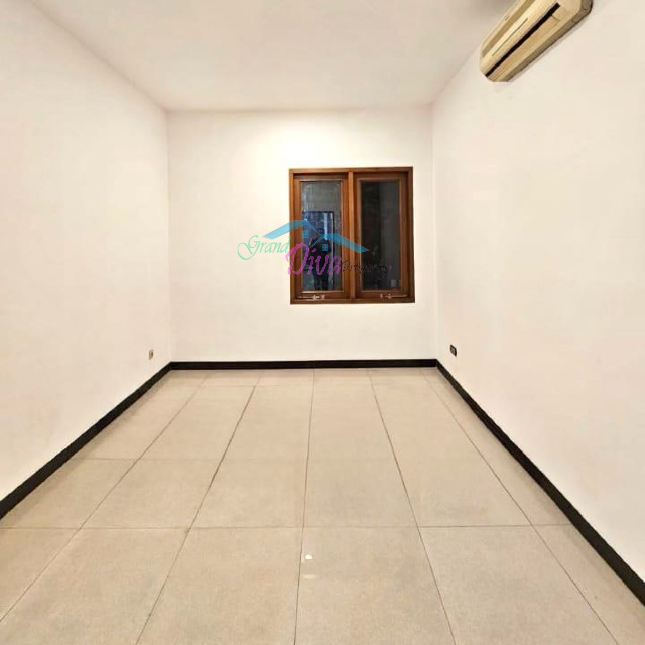 RUMAH BAGUS DI PONDOK INDAH JAKARTA SELATAN