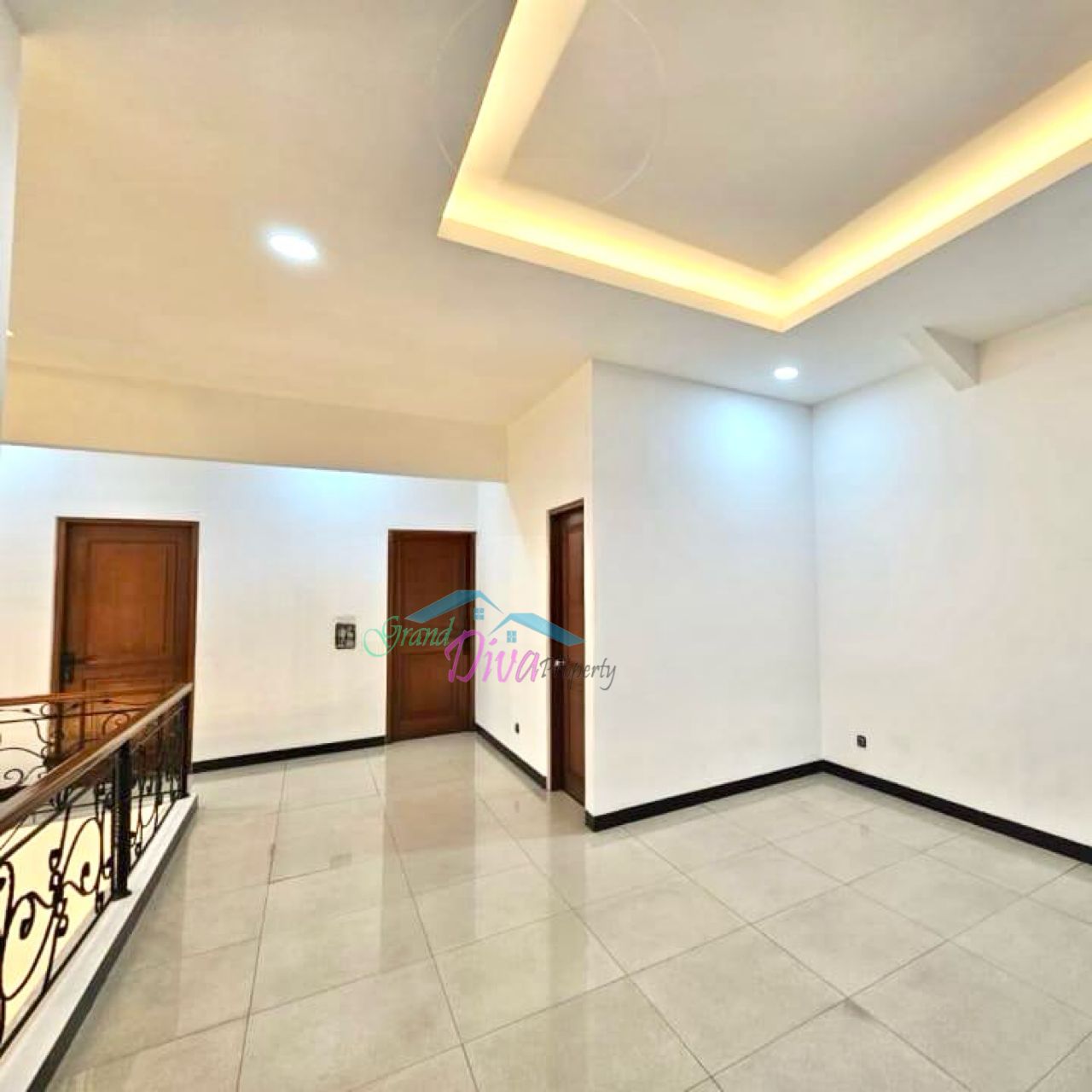 RUMAH BAGUS DI PONDOK INDAH JAKARTA SELATAN