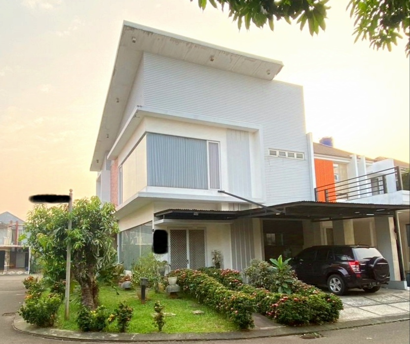 Dijual Rumah 2,5lt model minimalis di Kota Wisata, Cibubur