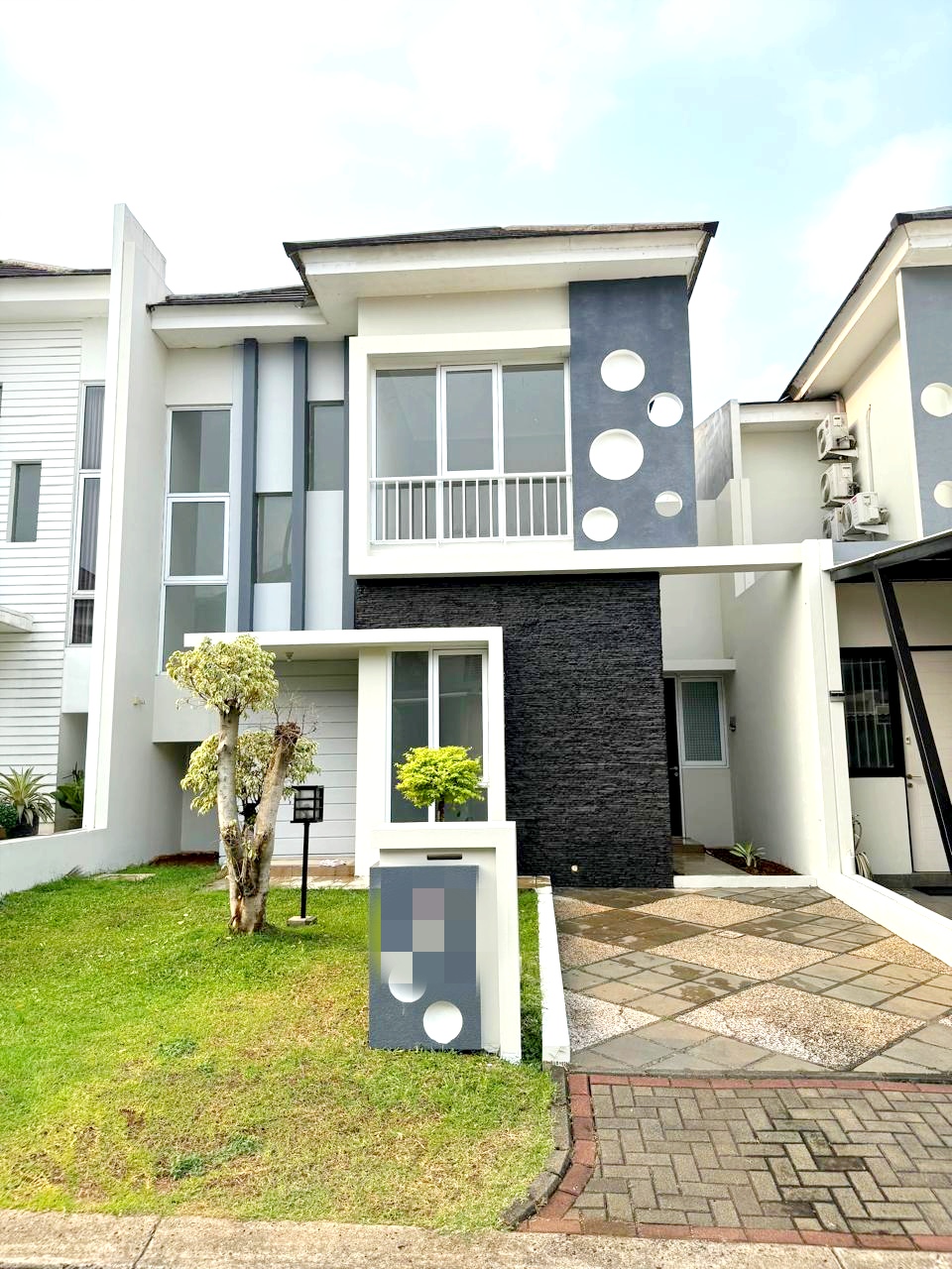 Dijual Rumah minimalis 3 kamar di Kota Wisata, Cibubur