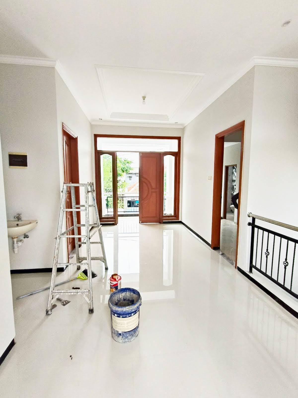 Jual Rumah 2 Lantai Jl. DUKUH KUPANG TIMUR Surabaya Barat