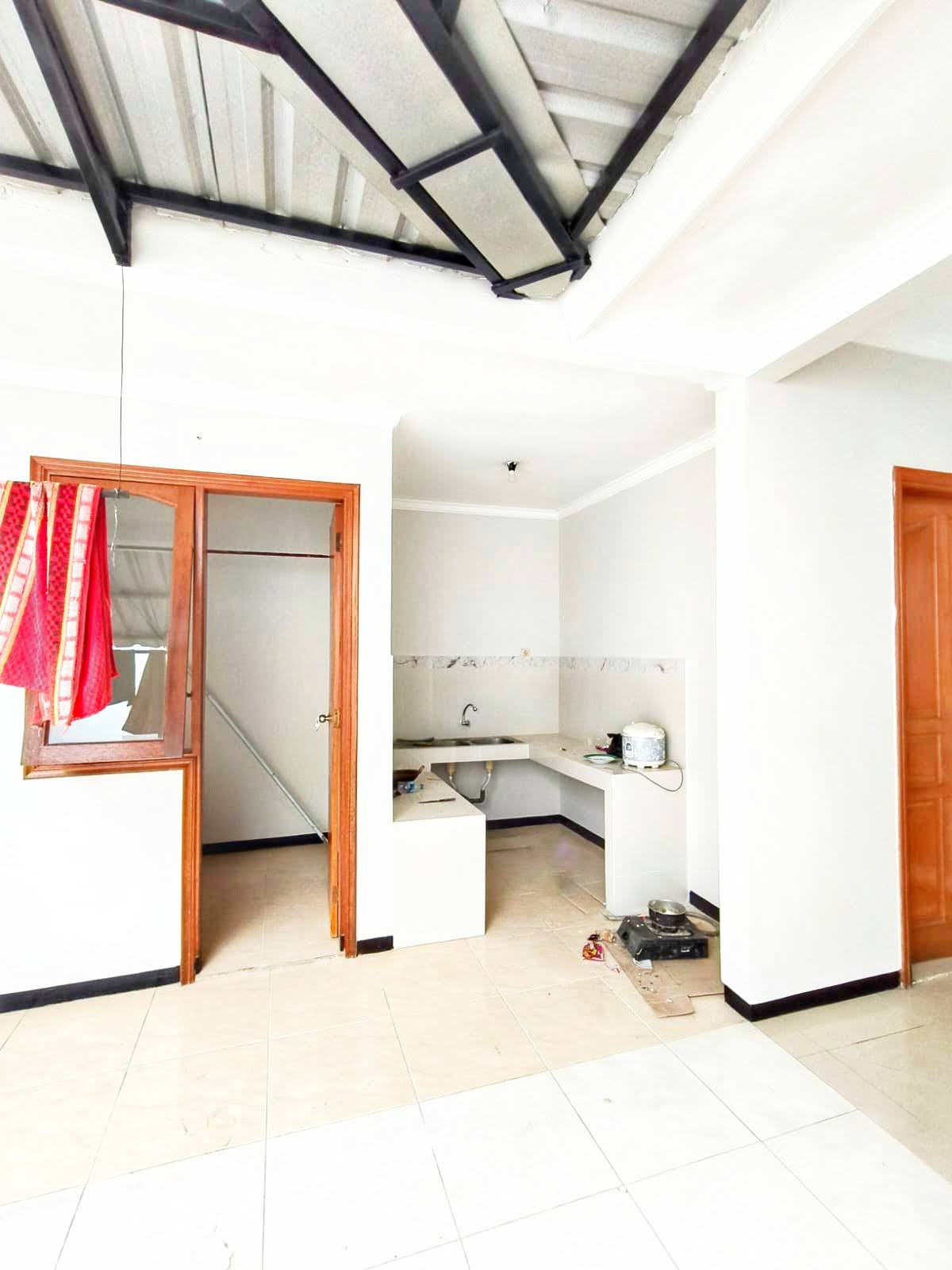 Jual Rumah 2 Lantai Jl. DUKUH KUPANG TIMUR Surabaya Barat