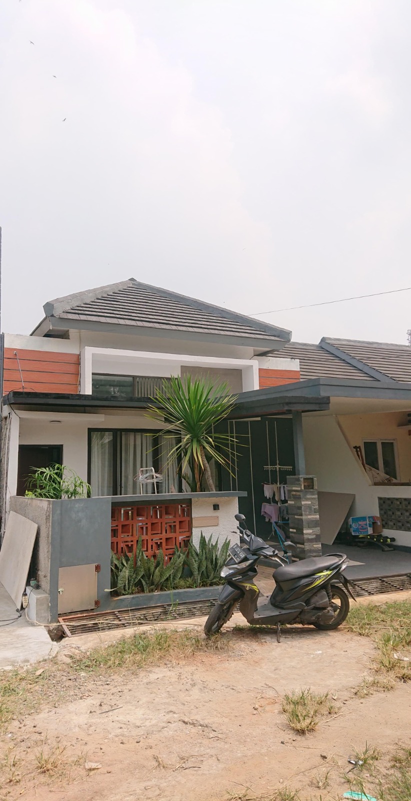 Royal Emerald Bekasi