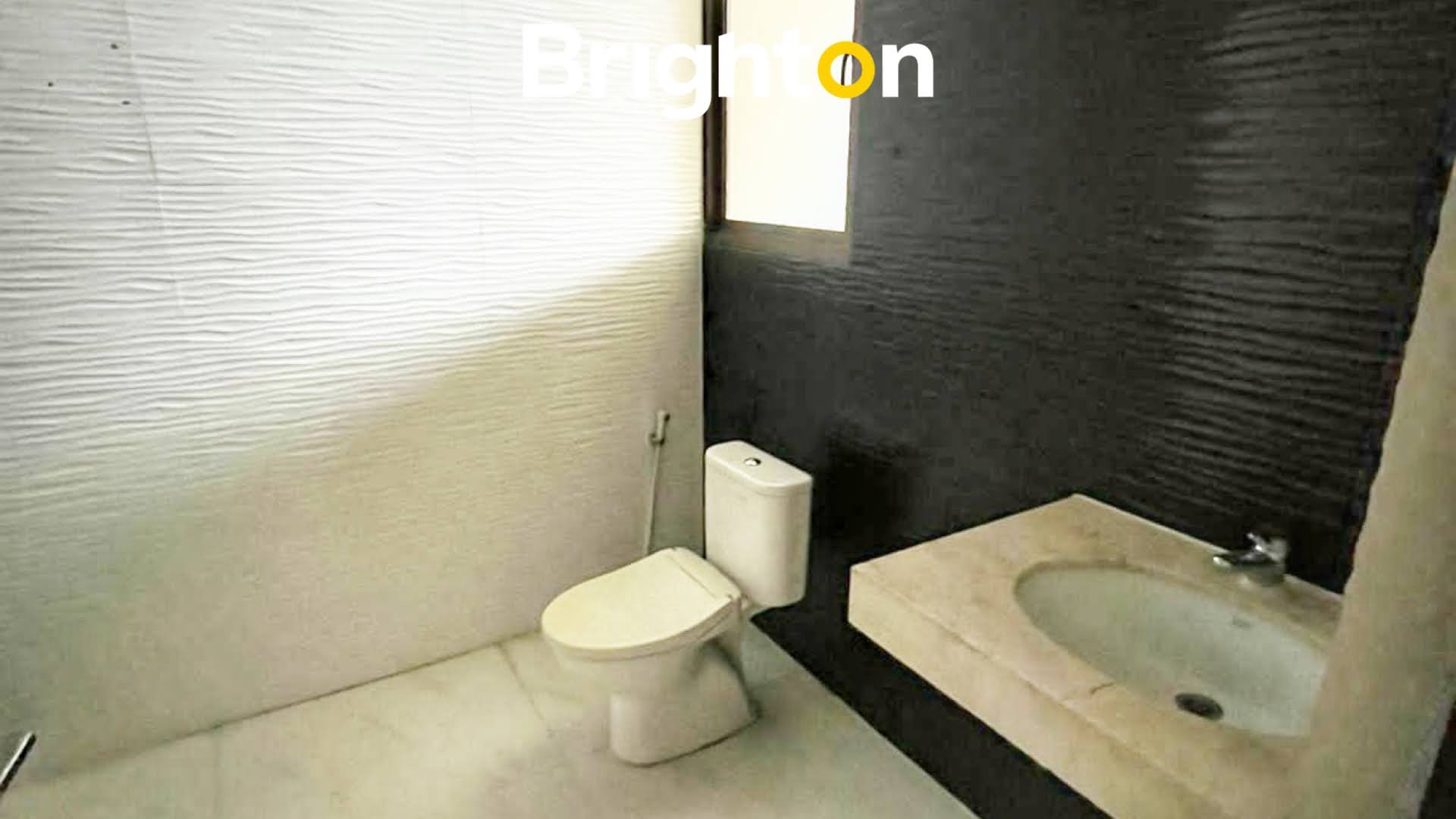 DIJUAL RUMAH WISATA BUKIT MAS 2 Cluster Royal Palais