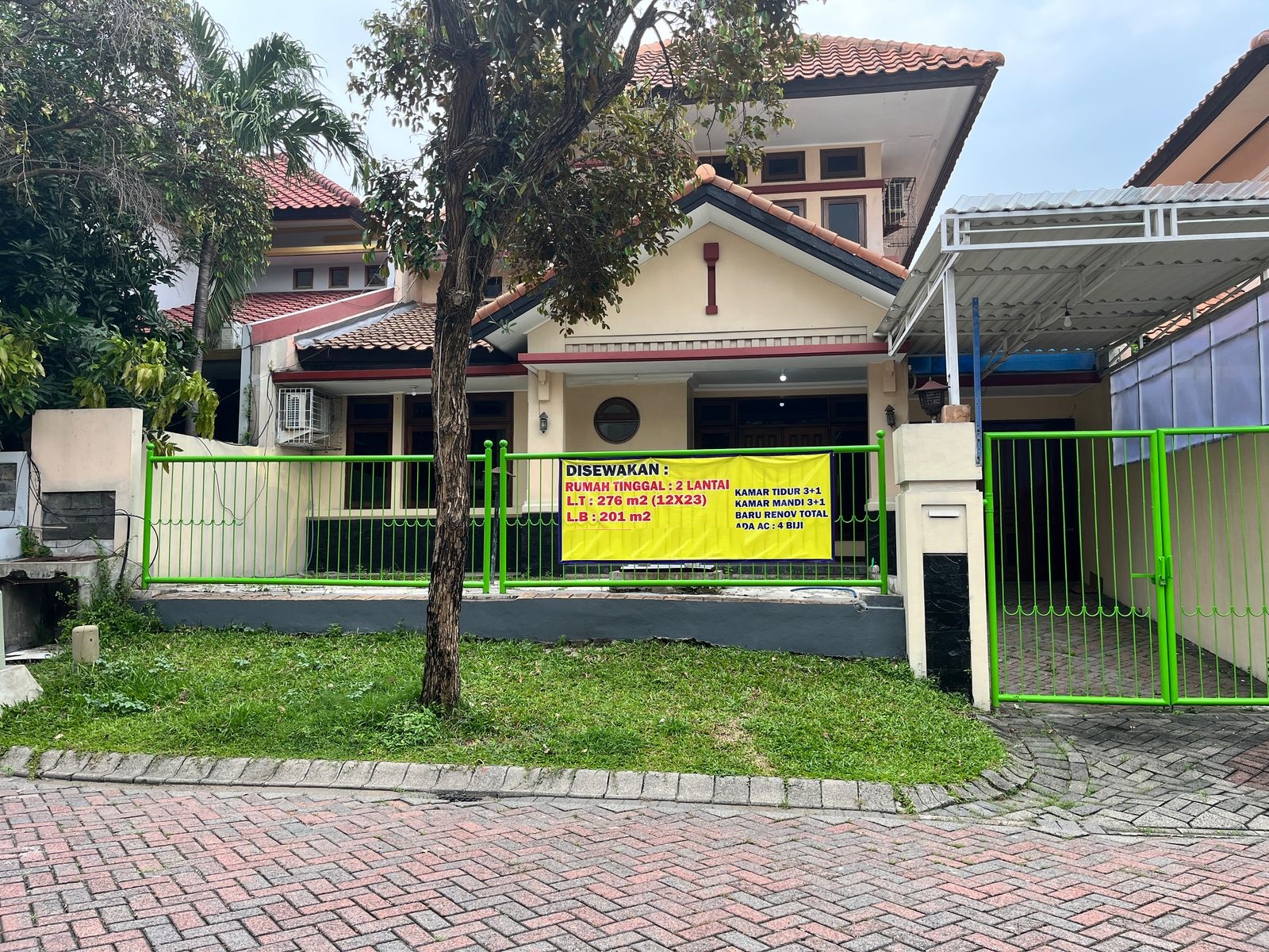 rumah disewakan graha family surabaya