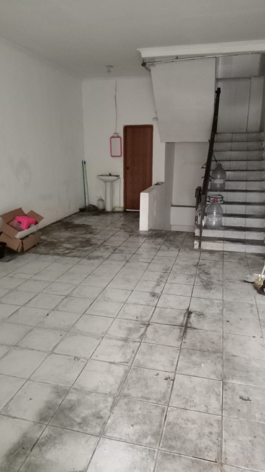 Disewakan ruko di Tanah Abang, Kebon Melati, Jakarta Pusat