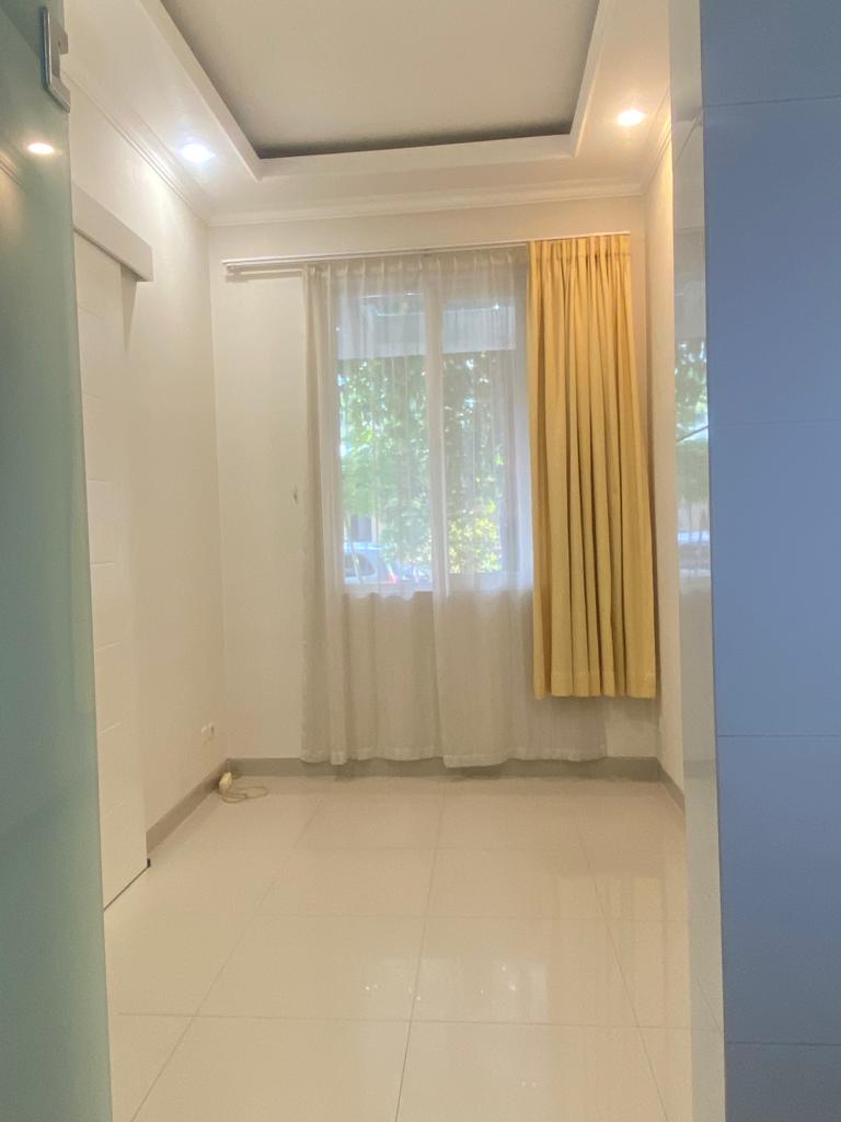 Sewa RUMAH MINIMALIS ROYAL RESIDENCE cluster MONTICELLO