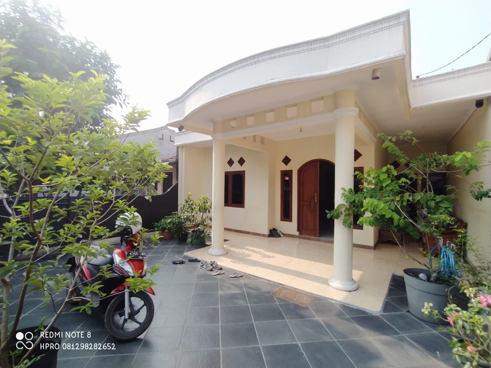 Rumah asri dan bagus Lt 200 m2 dekat Grand Depok CIty