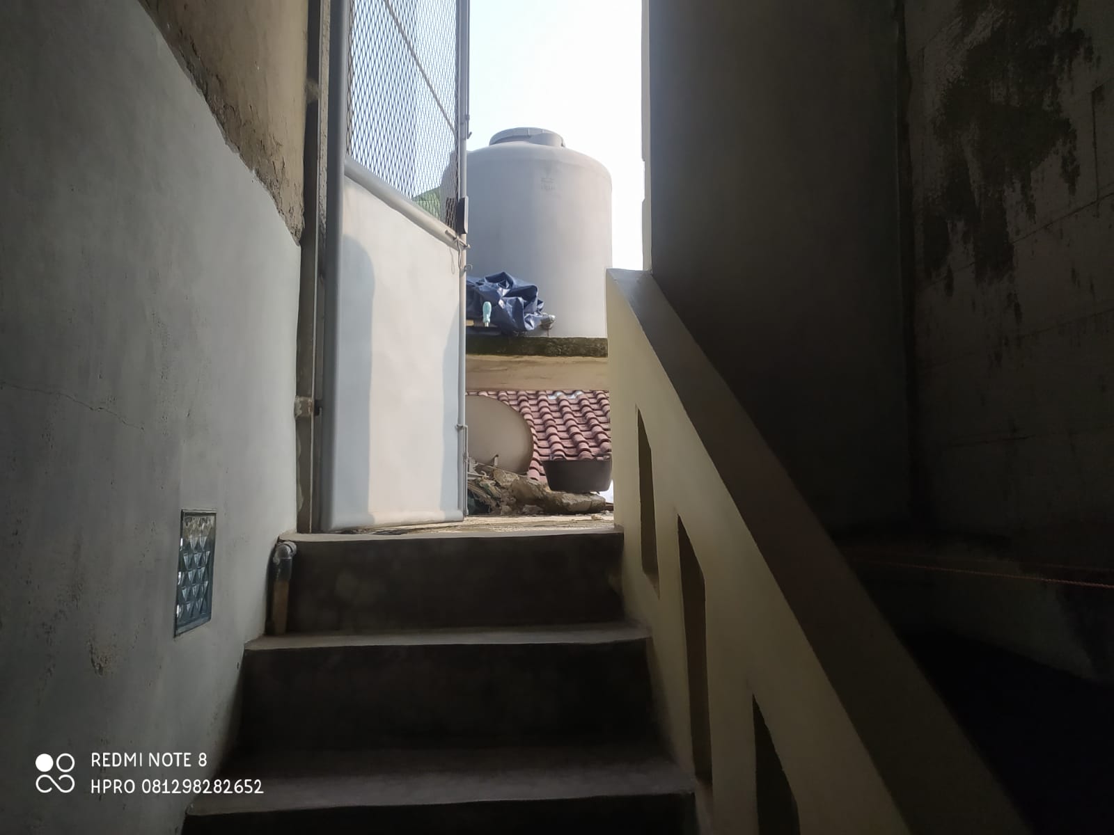 Rumah asri dan bagus Lt 200 m2 dekat Grand Depok CIty