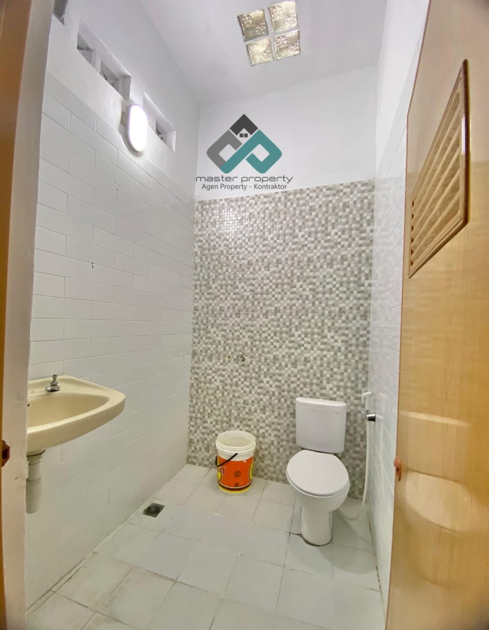 Jual cepat rumah termurah 800 jutaan di Kiaracondong Bandung