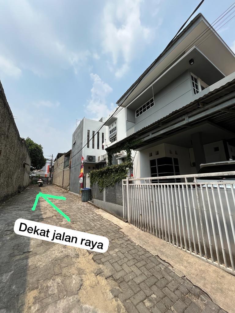 Dijual Rumah Bagus 2Lt strategis Anti Banjir di limo Cinere, Dep