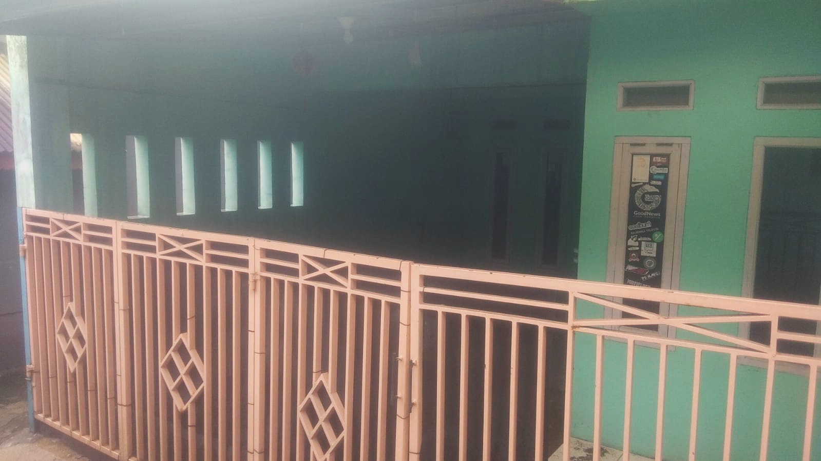 Dijual Rumah secondary murah di wilayah tanah baru beji Depok.