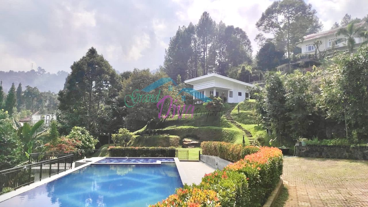 VILLA BAGUS DI CISARUA BOGOR