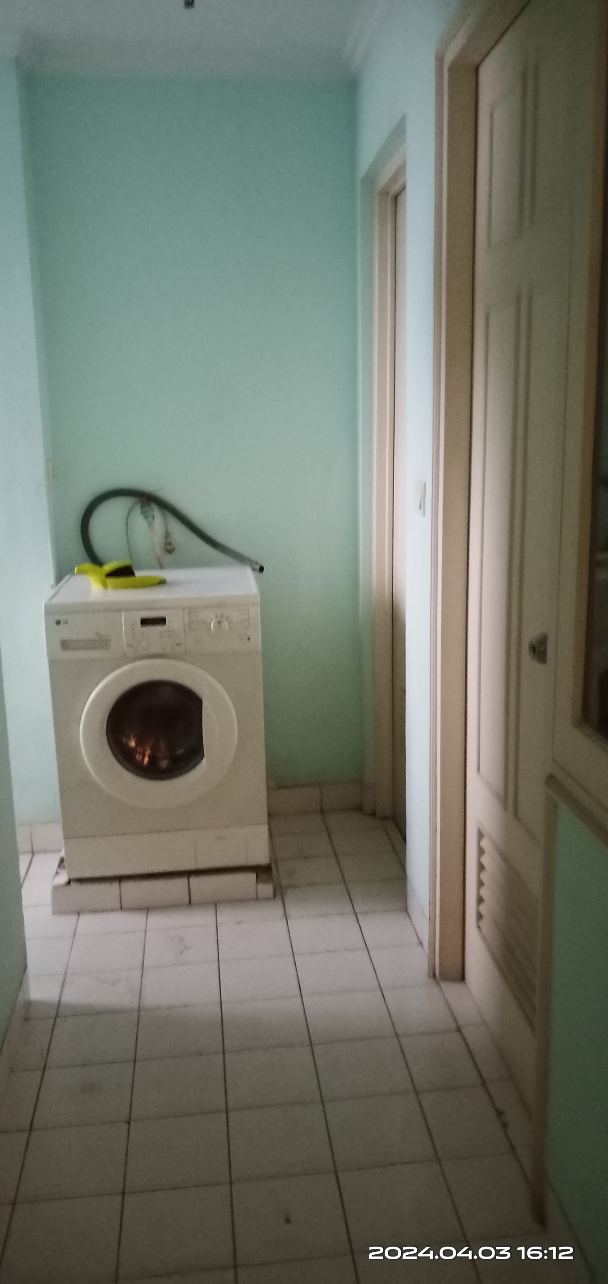 Dijual/Disewa apartemen French Walk MOI Tower Paris Garden