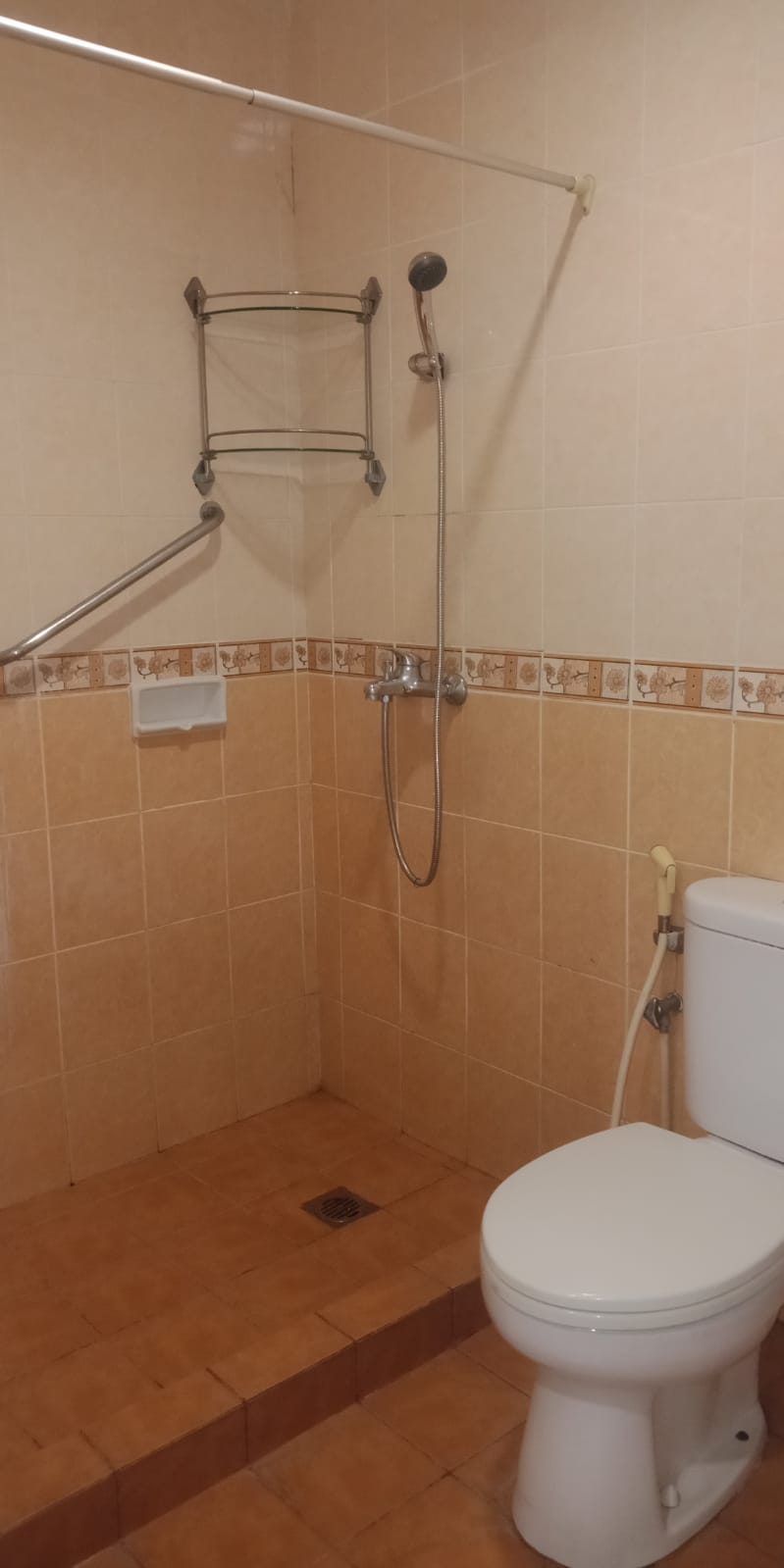 Dijual/Disewa apartemen French Walk MOI Tower Paris Garden