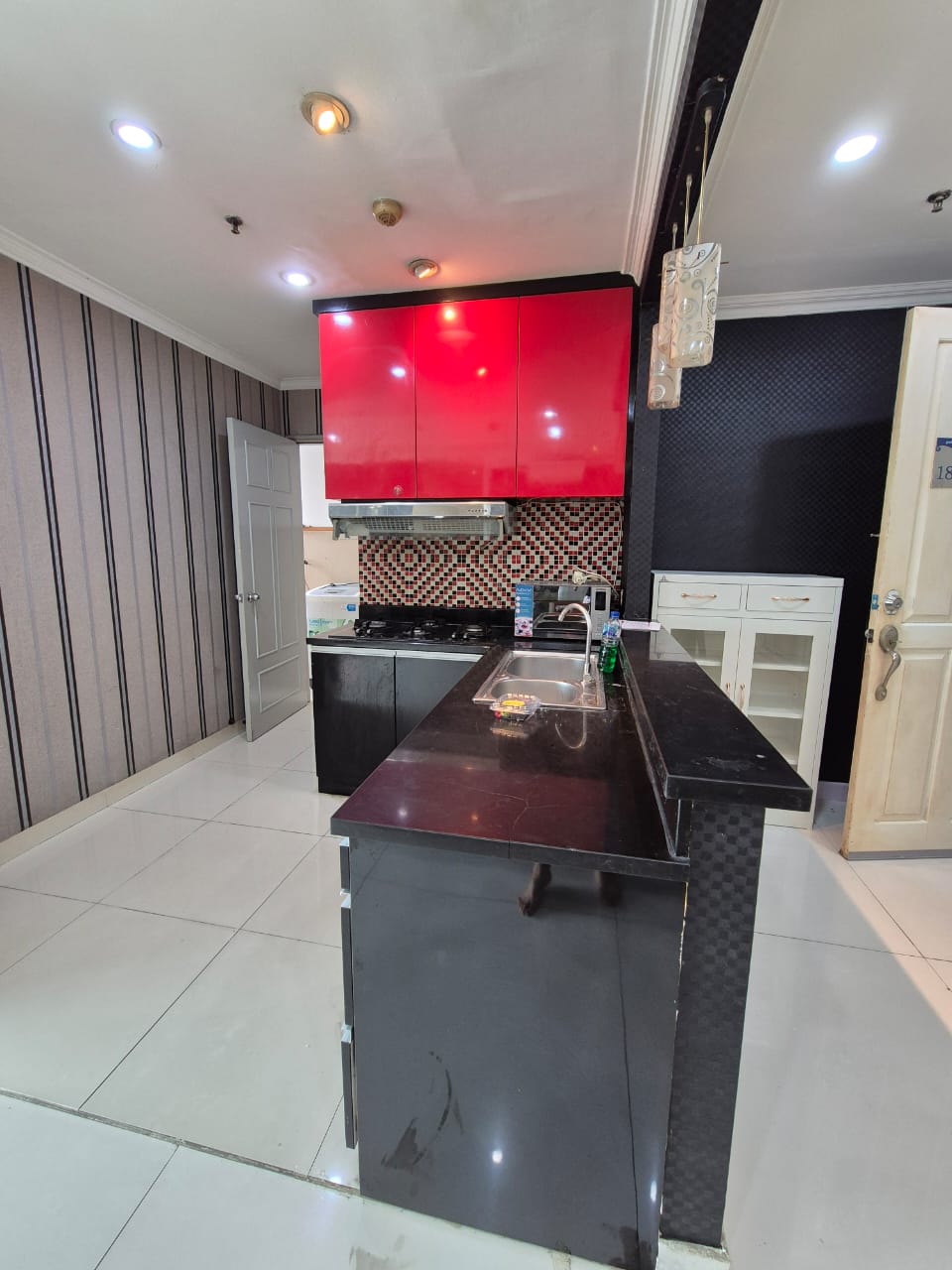 Disewa apartemen French Walk MOI posisi hook furnished