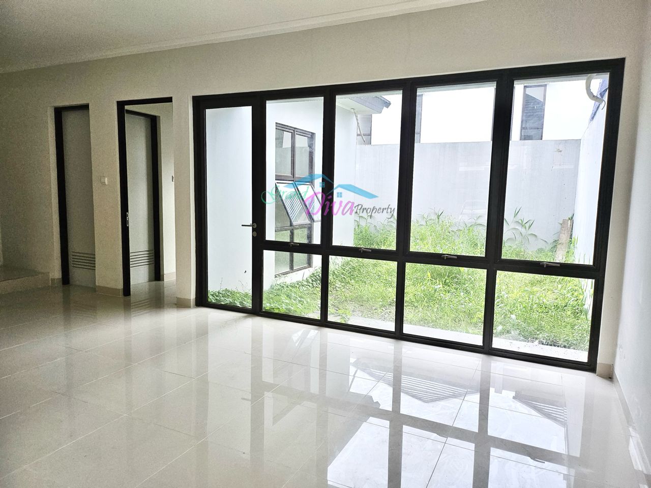 RUMAH BAGUS DAN BARU DI CLUSTER NEW CHERRY VILLE GRAND WISATA