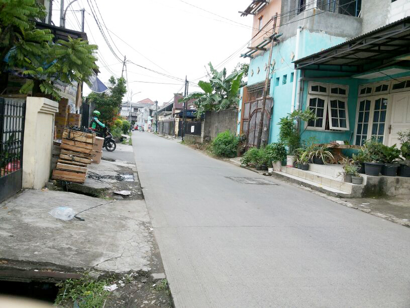 RUMAH DI KRAMAT JATI JAKARTA TIMUR