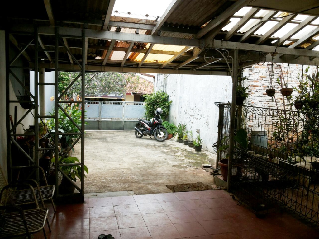 RUMAH DI KRAMAT JATI JAKARTA TIMUR