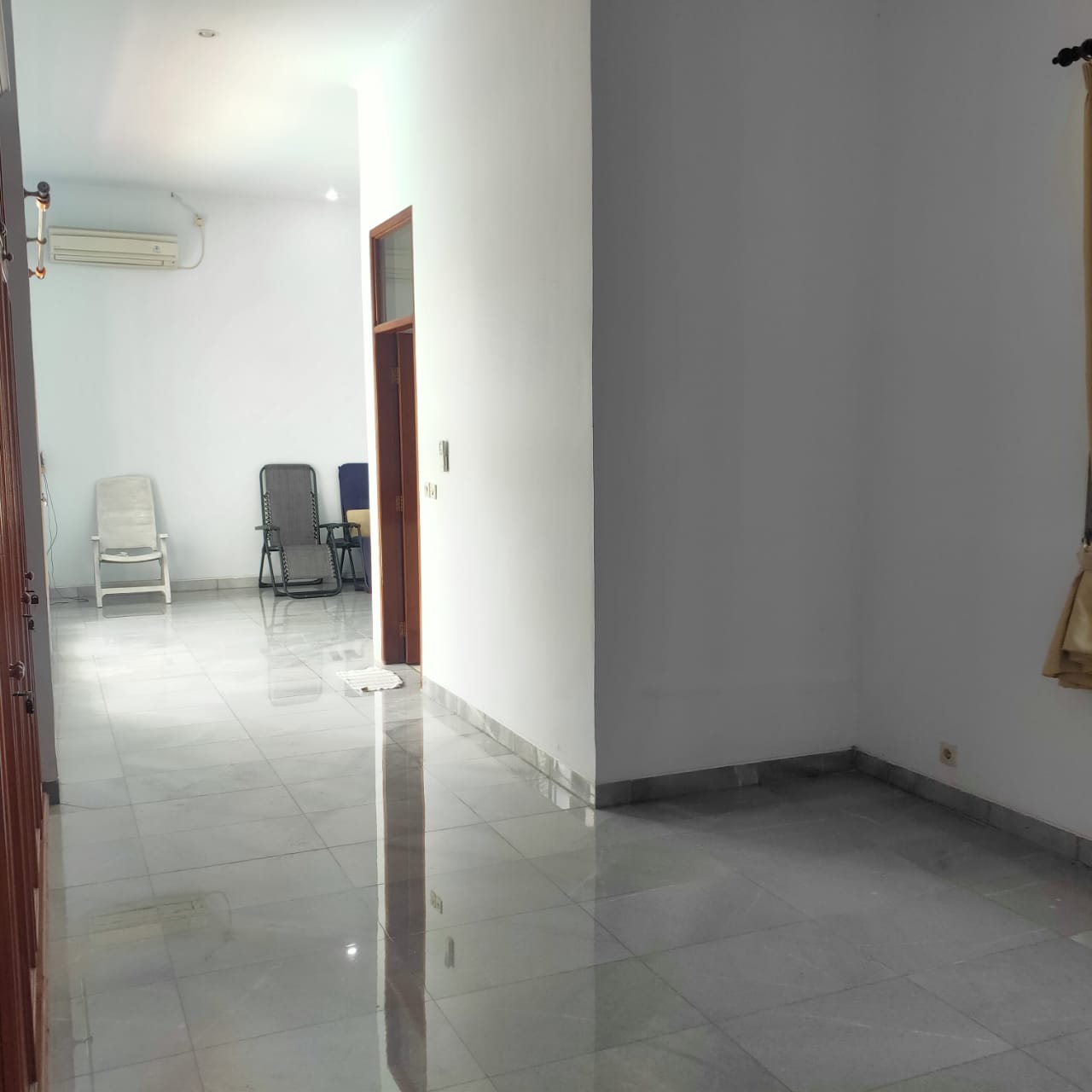 Disewakan rumah komplek mewah di Pejaten Barat, Pasar Minggu