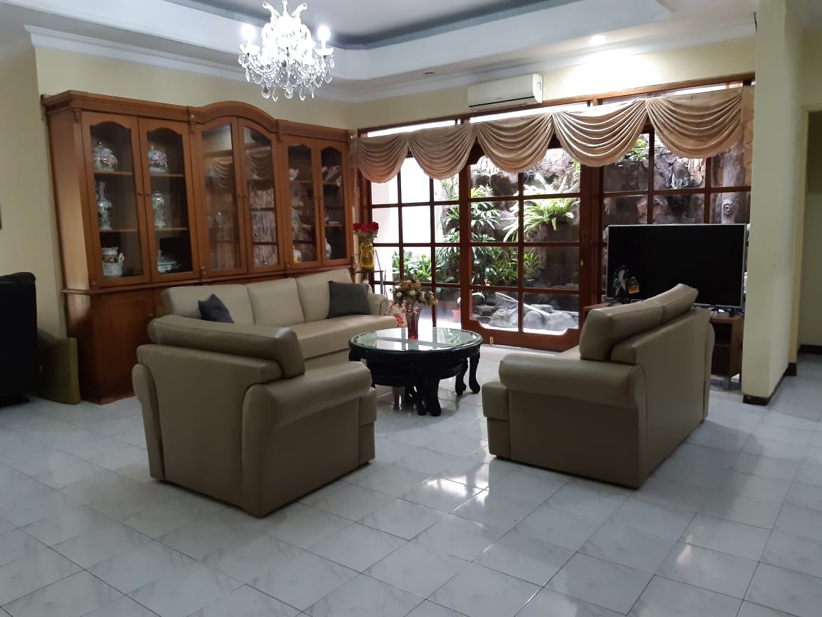 Dijual rumah luas di area Condet, Balekambang, Kramat jati