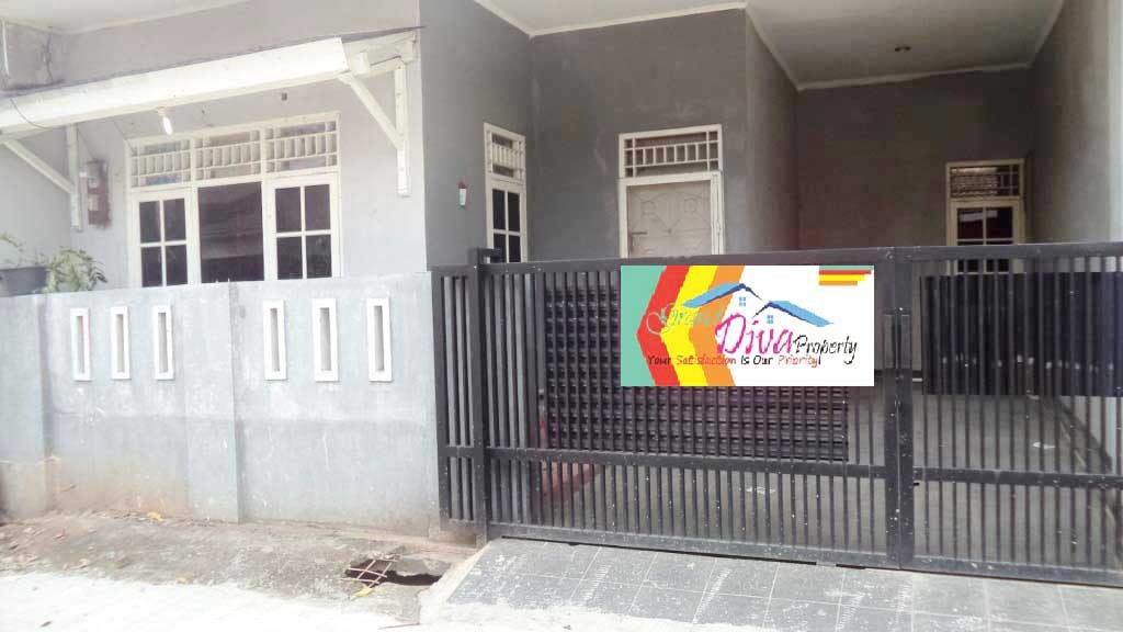 RUMAH DI TAMAN GALAXY