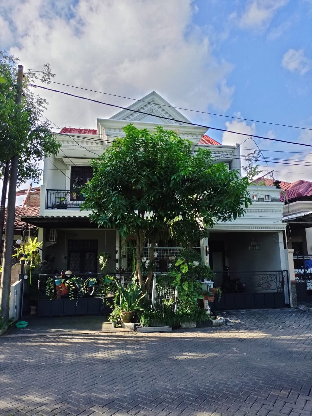 rumah dijual babatan pratama surabaya