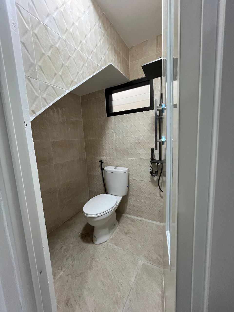 Rumah american Classic di Condet Kramatjati Jakarta Timur