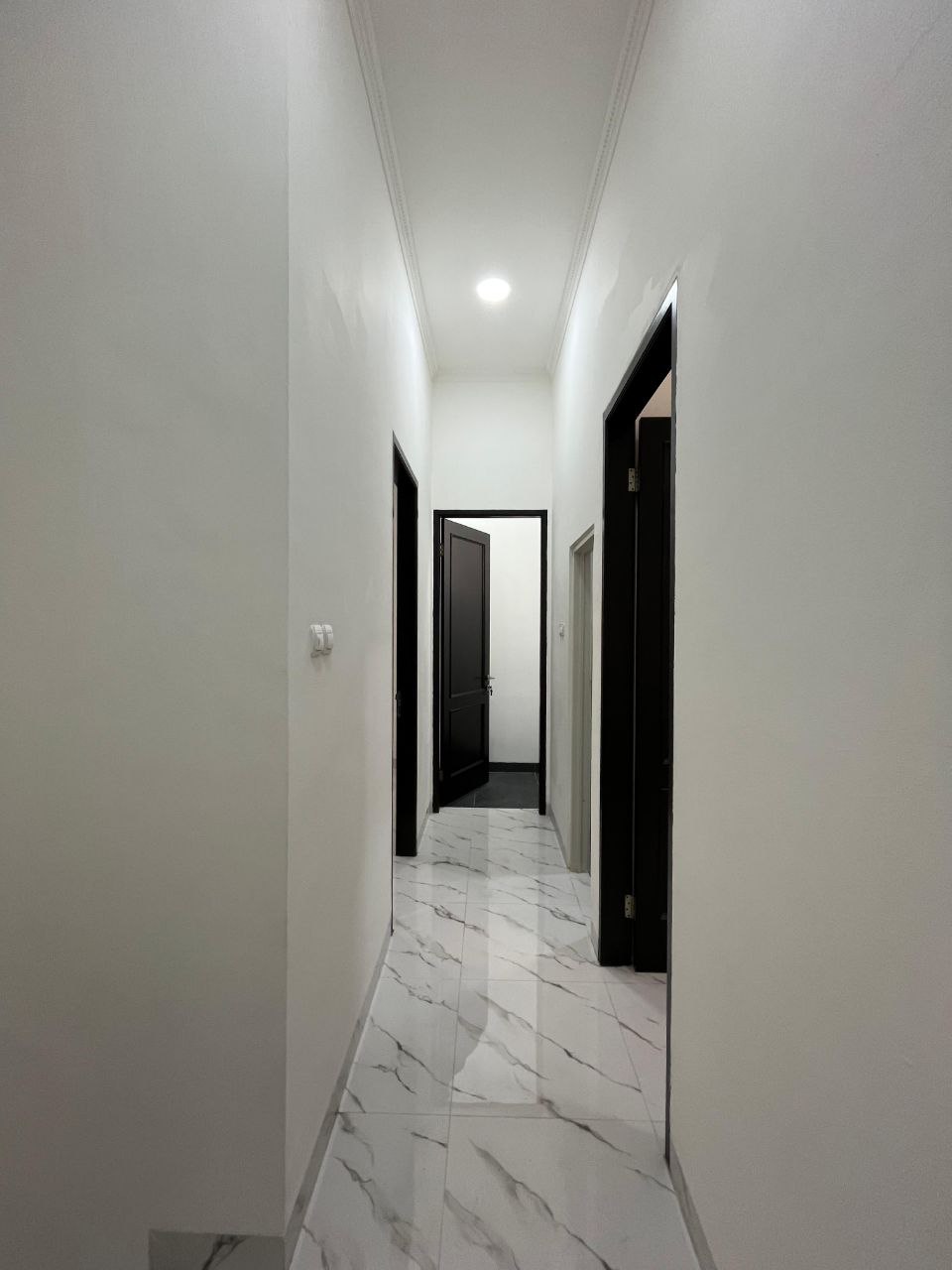 Rumah american Classic di Condet Kramatjati Jakarta Timur