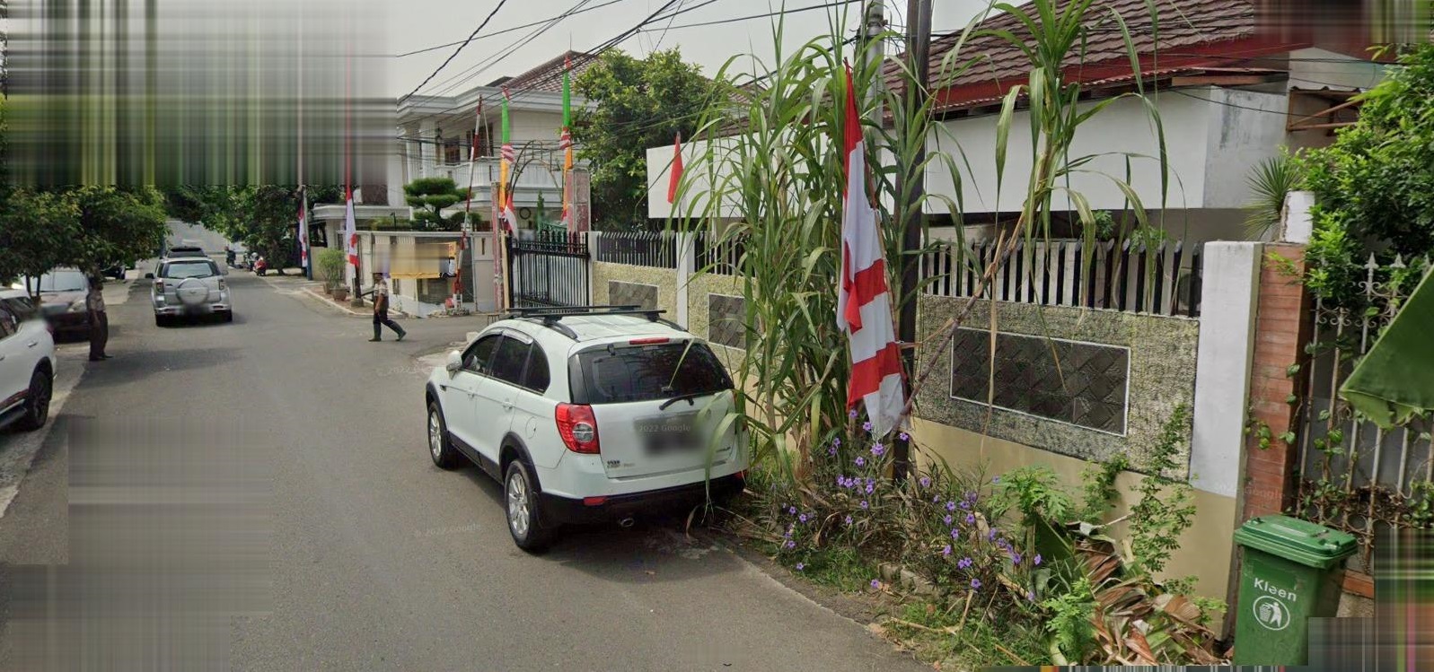 Dijual rumah komplek hitung tanah sesuai Njop di Kayu Putih