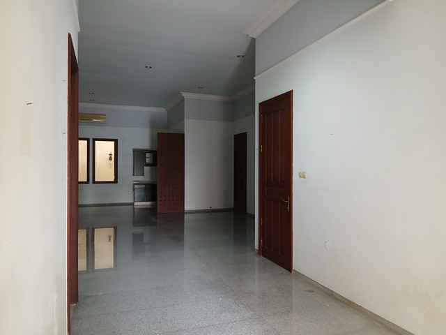 Disewakan Rumah SiapHuni di Simpang Darmo Permai Utara, Surabaya