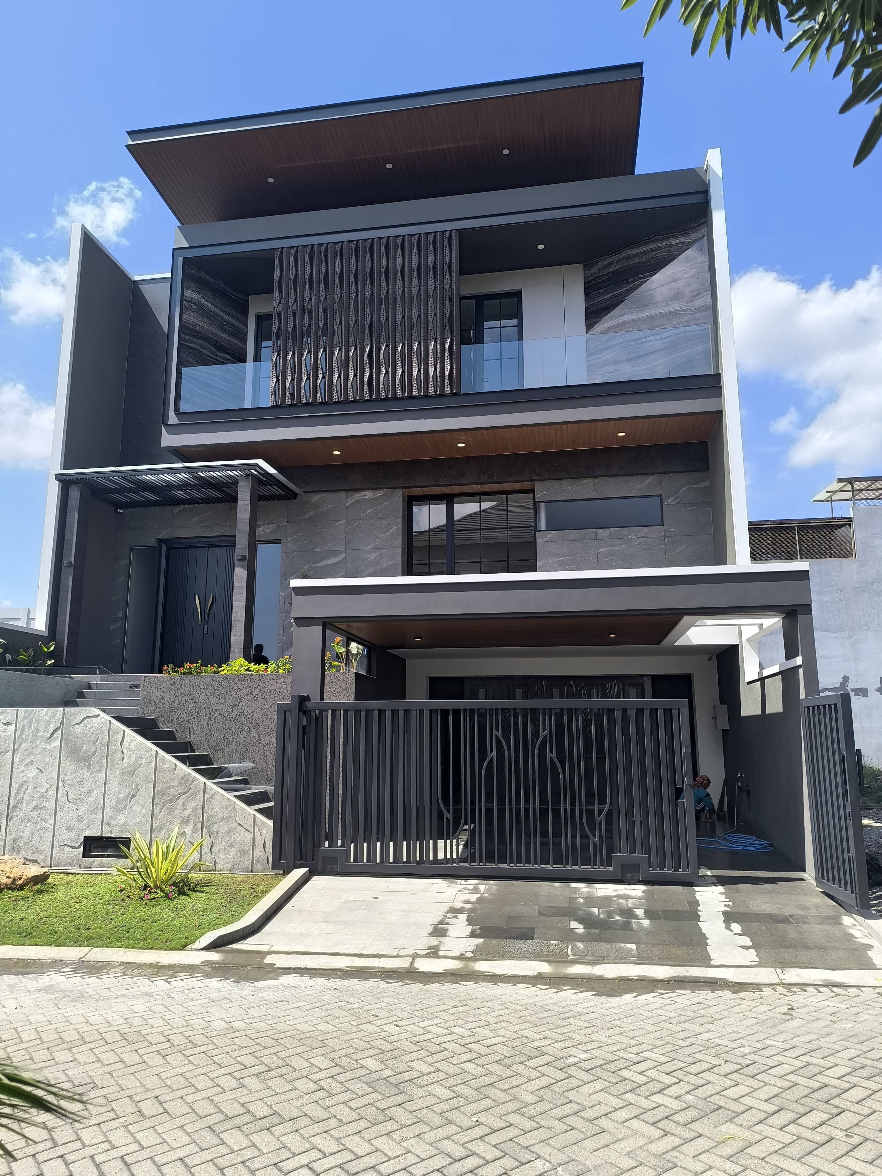 Rumah New Gress Modern WATERFRONT CBD Citraland, dekat UC