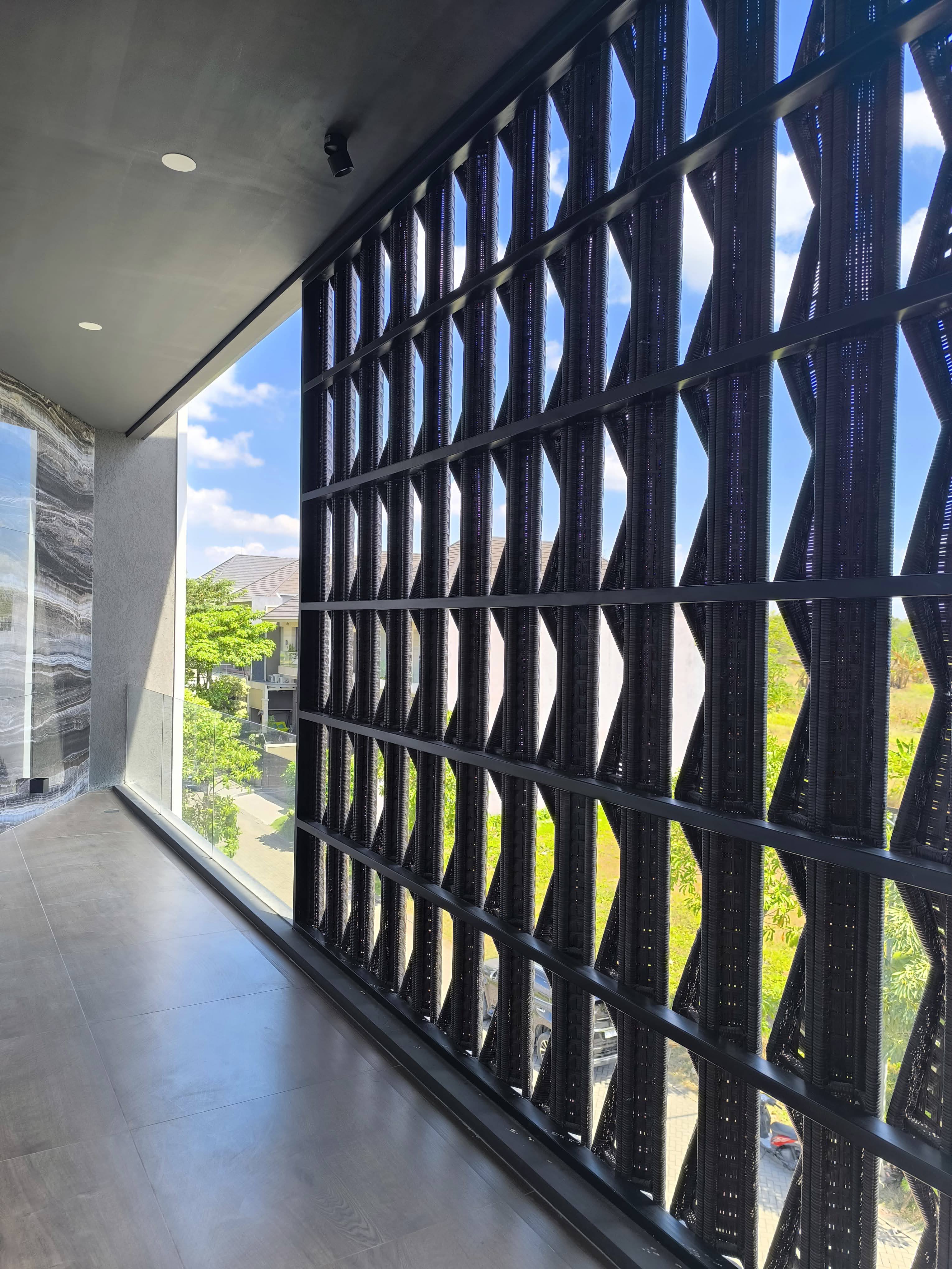 Rumah New Gress Modern WATERFRONT CBD Citraland, dekat UC