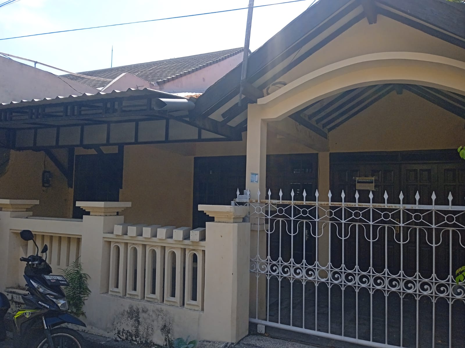 rumah dijual semolowaru tengah surabaya
