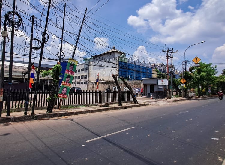 Dijual Tanah di Jln. Raya Siliwangi, Sepanjang Jaya,Bekasi Barat