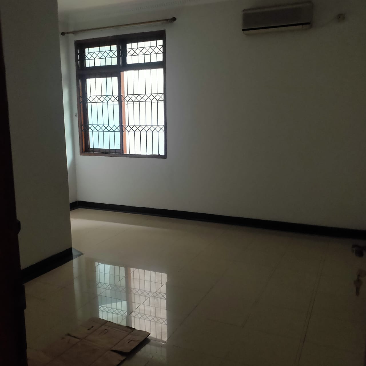 Disewakan 2 unit rumah komplek terbuka di Duren Sawit, Jakarta