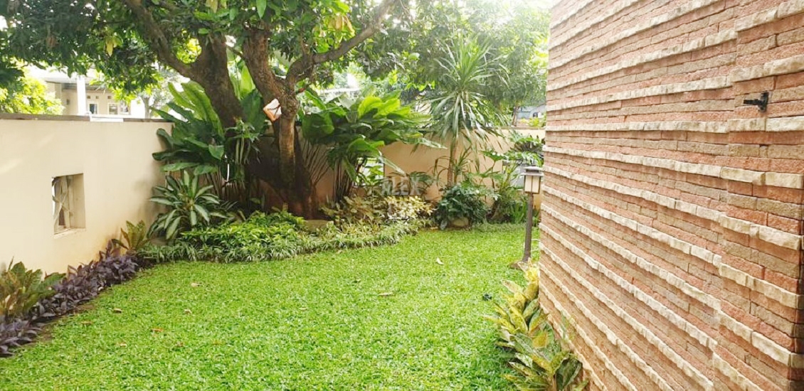 Rumah Dijual 2 Lantai Siap Huni di Villa Dago Pamulang