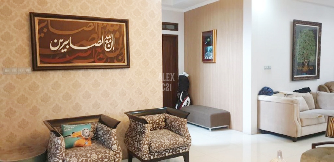 Rumah Dijual 2 Lantai Siap Huni di Villa Dago Pamulang