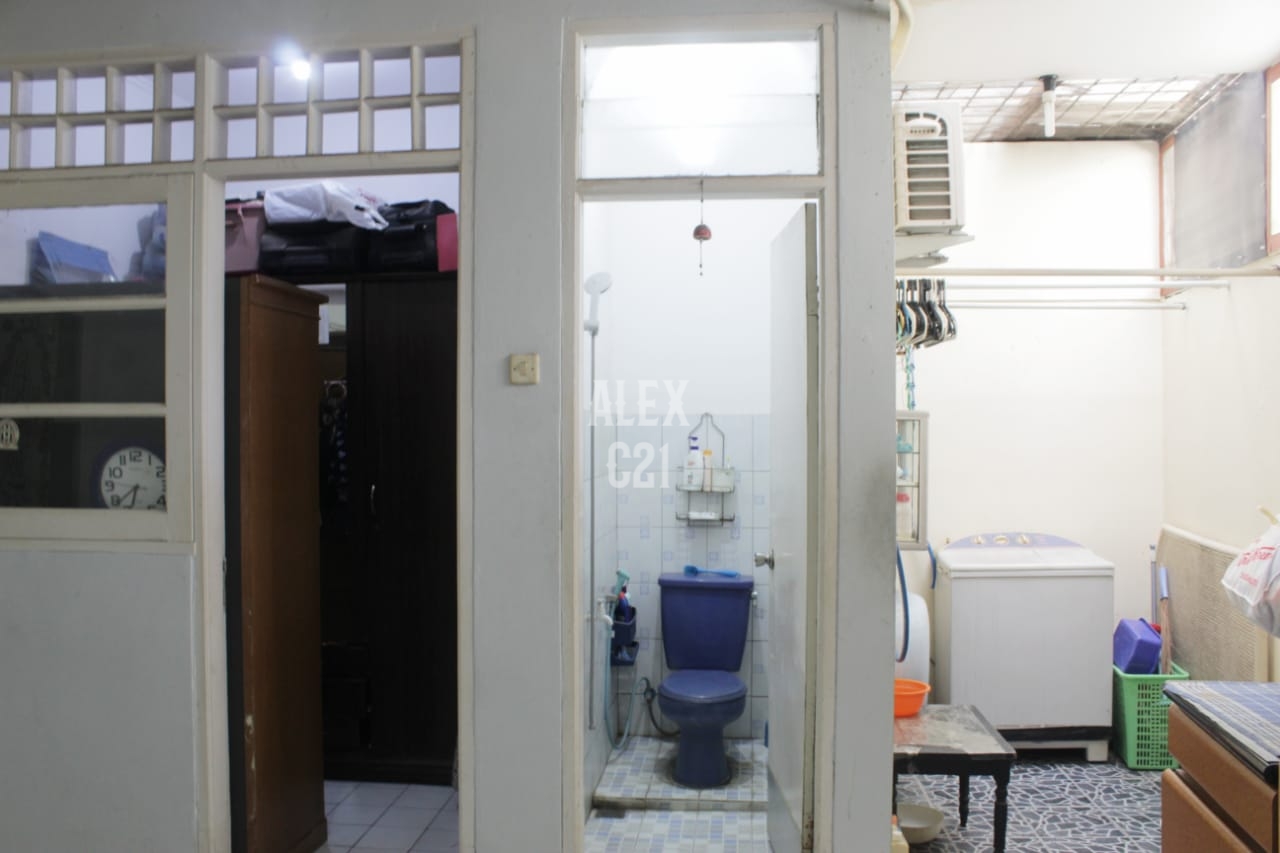 Dijual rumah di Pamulang Estate, Tangerang Selatan