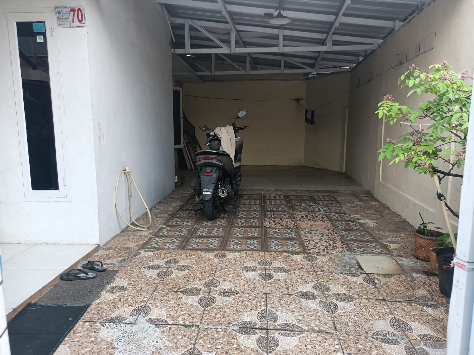 Rumah murah second perkampungan di Harjamukti Depok