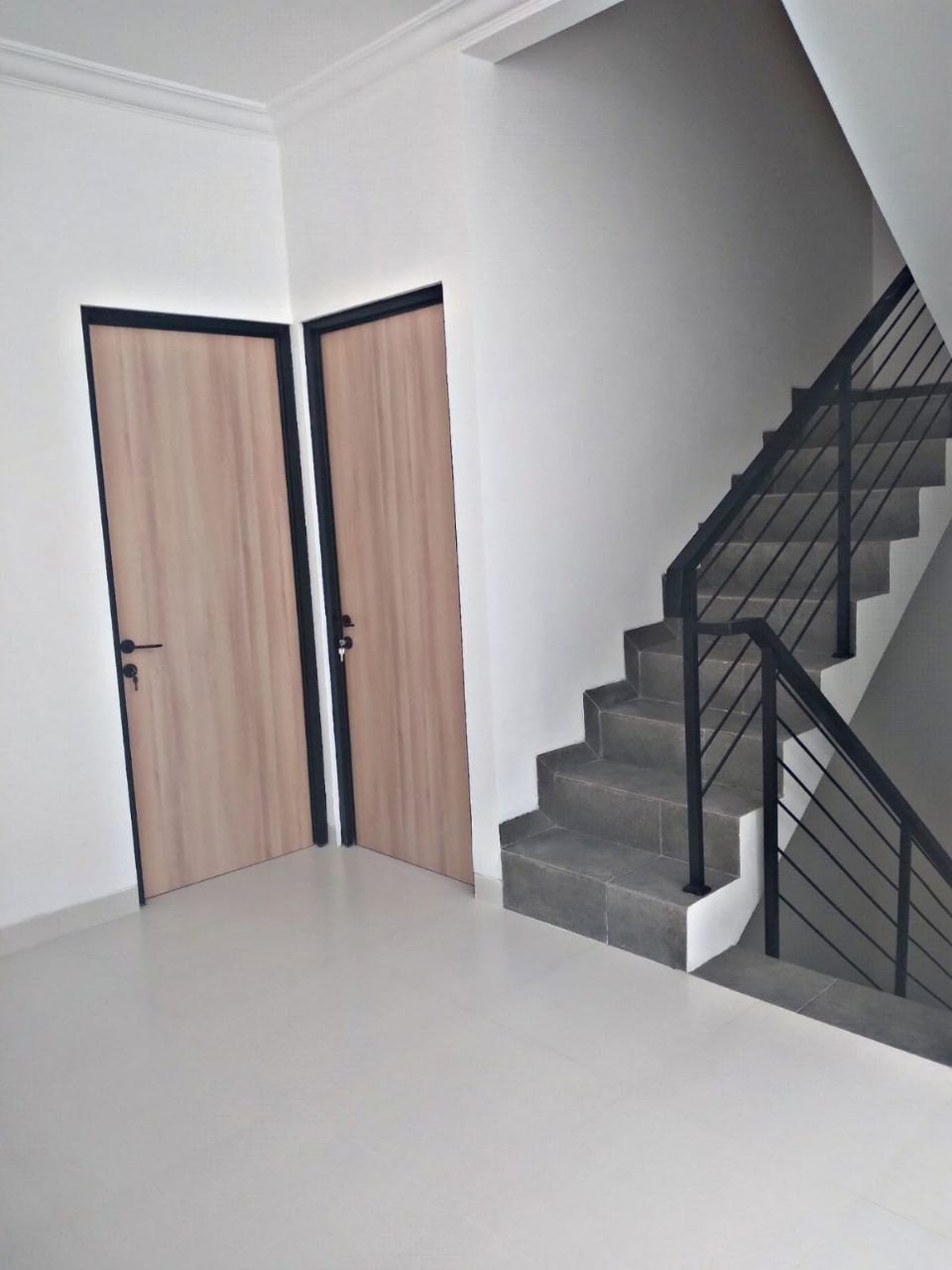 Rumah 2lantai bonus Rooftop di Kalibata Pancoran Jakarta Selatan