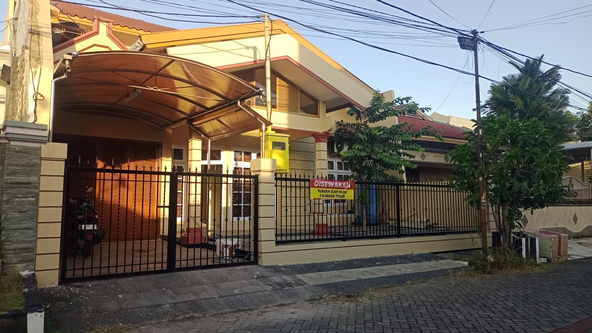 rumah disewakan satelit indah surabaya