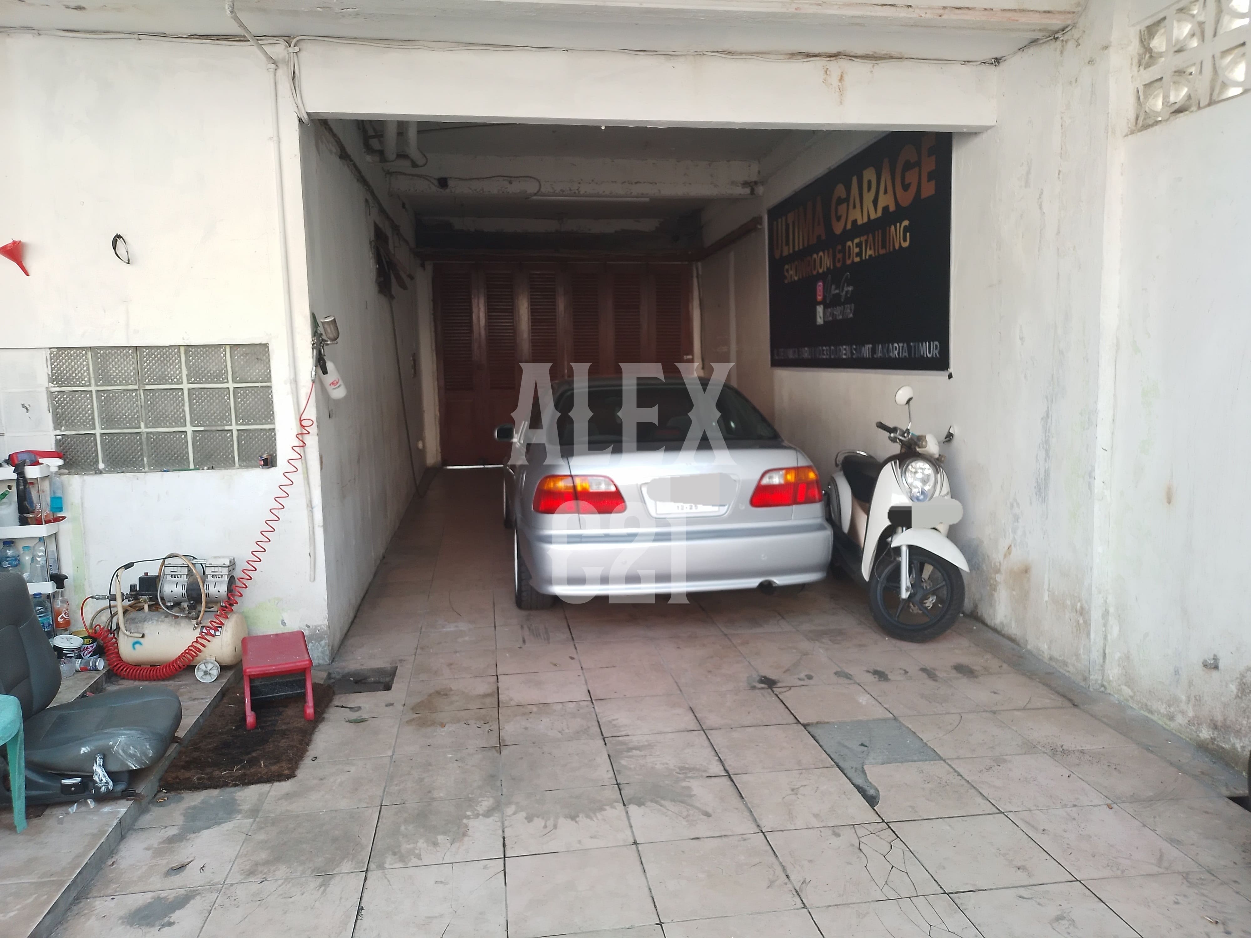 Dijual rumah dan kostan BU Duren Sawit, Jakarta Timur