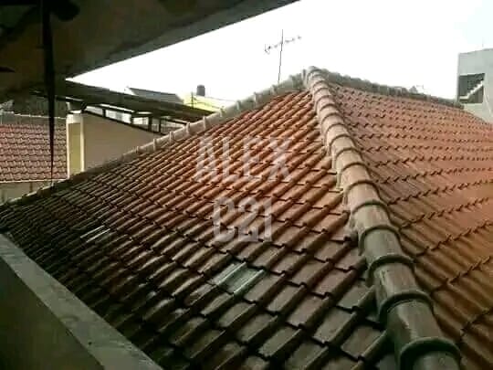 Dijual BU rumah + kost di Rawangun, Jakarta Timur