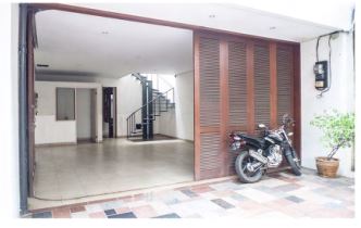 Jual Rumah mewah, Jl Benda-Kemang, Cilandak Timur, Pasar Minggu